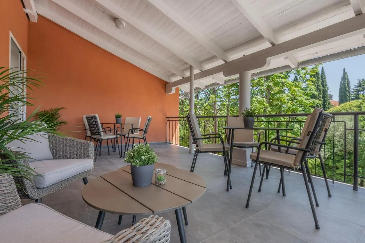 Villa Aurum Rovigno 4*,  Croazia