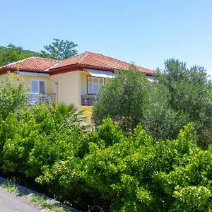 Apartment & Sanja